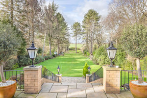 Photo 2- click for photo gallery